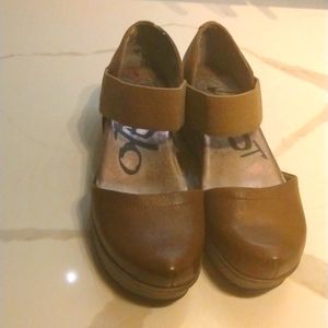 OTBT Migrant Mary Janes wedge Size 6